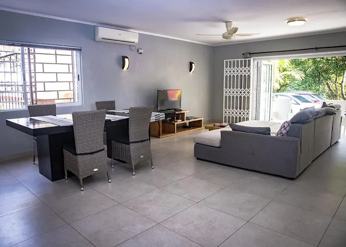 Apartment Riverside -